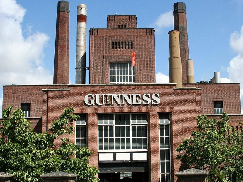 Выпей пива в месте, где варят Guinness
