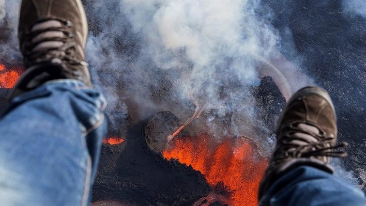 11 фотографий проснувшегося вулкана в Исландии, от которых захватывает дух